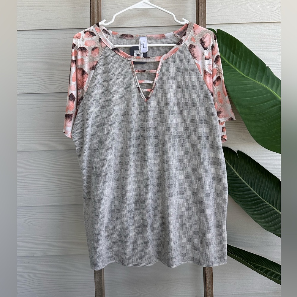 Gray and Pink Abstract Print Top